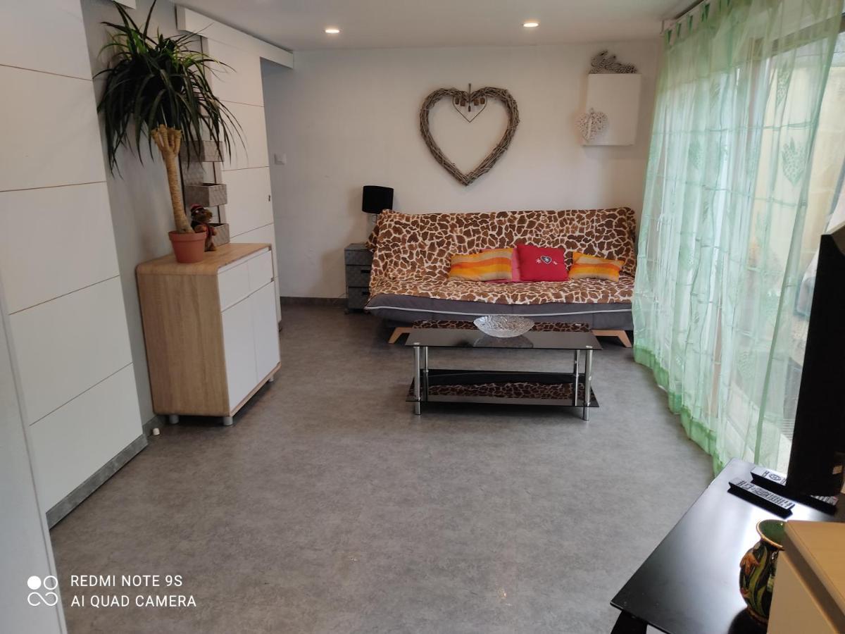 Glam Apartment Saint-Jean-d'Arvey Exterior photo